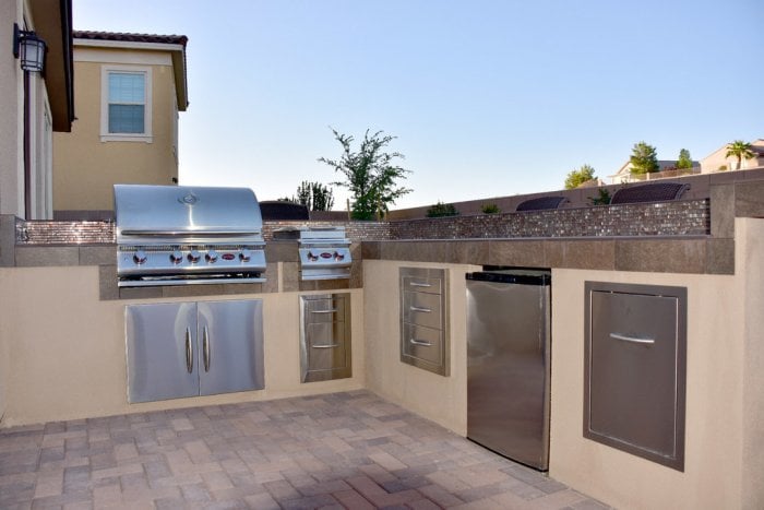 The addition of an outdoor kitchen meant there could be plenty of entertaining. (Photo by Reuban Padilla)