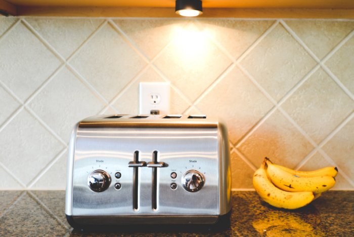 Kitchen task lighting with a toaster and bananas