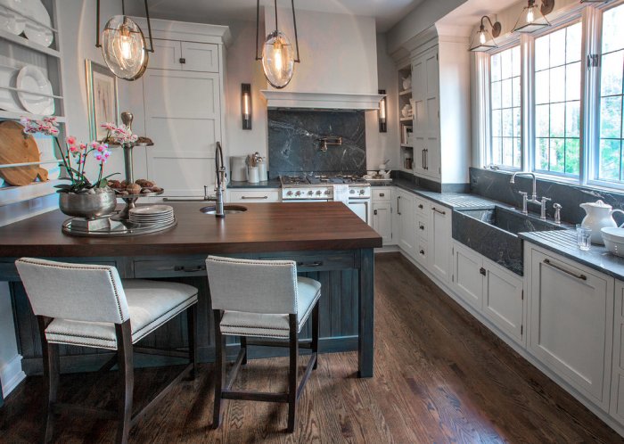 Decorators' Show House room by KBD Home