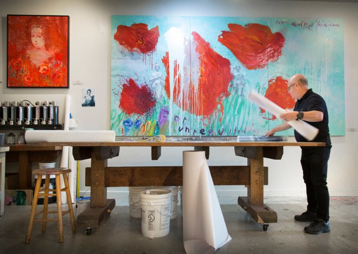 Waltern Knabe studio with large art on the wall