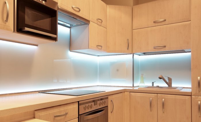 kitchen cabinets to light lighting options for inside and your kitchen cabinets kitchen cabinets to light lighting options for inside and your kitchen cabinets