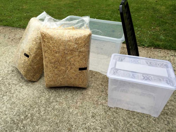 materials for DIY feral cat shelter