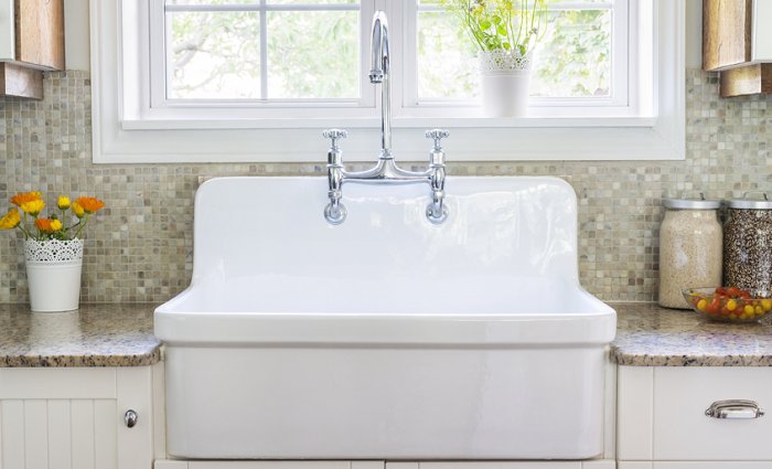 porcelain farmhouse sink