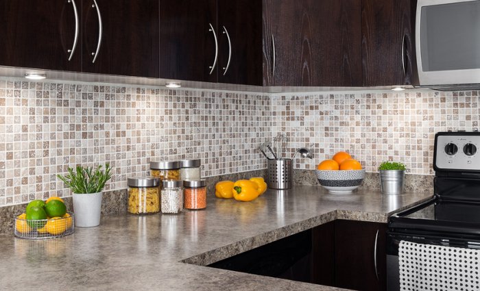 under-cabinet kitchen lighting
