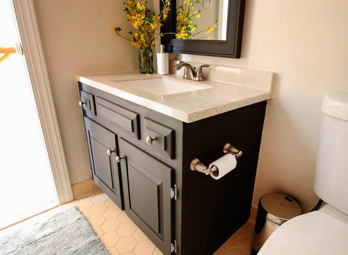 painted bathroom vanity with updated knobs