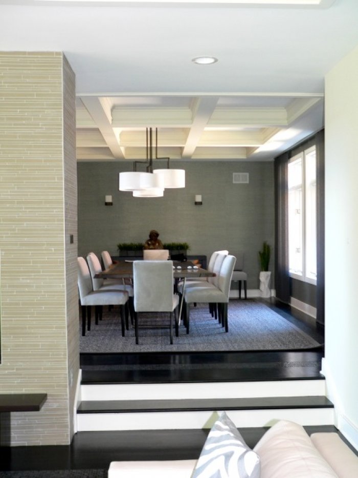 wallpapered columns and dining room
