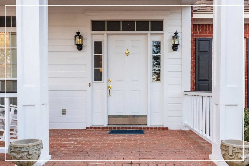 classic white front door (Photo by C5Media/iStock/Getty Images Plus via Getty Images)