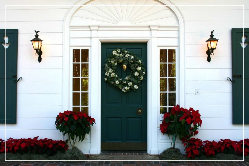 emerald green front door (Photo by Marje/E+ via Getty Images)