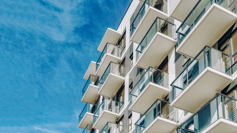 Exterior of modern residential building (Photo by Roman Babakin - stock.adobe.com)