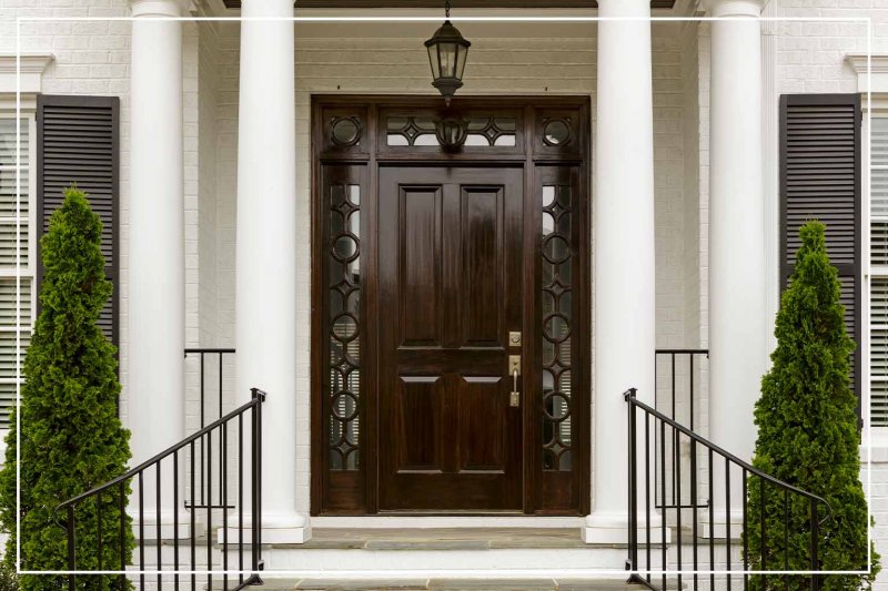 walnut wood stain (Photo by dpproductions/iStock/Getty Images Plus via Getty Images)
