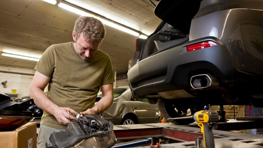 Auto body shop