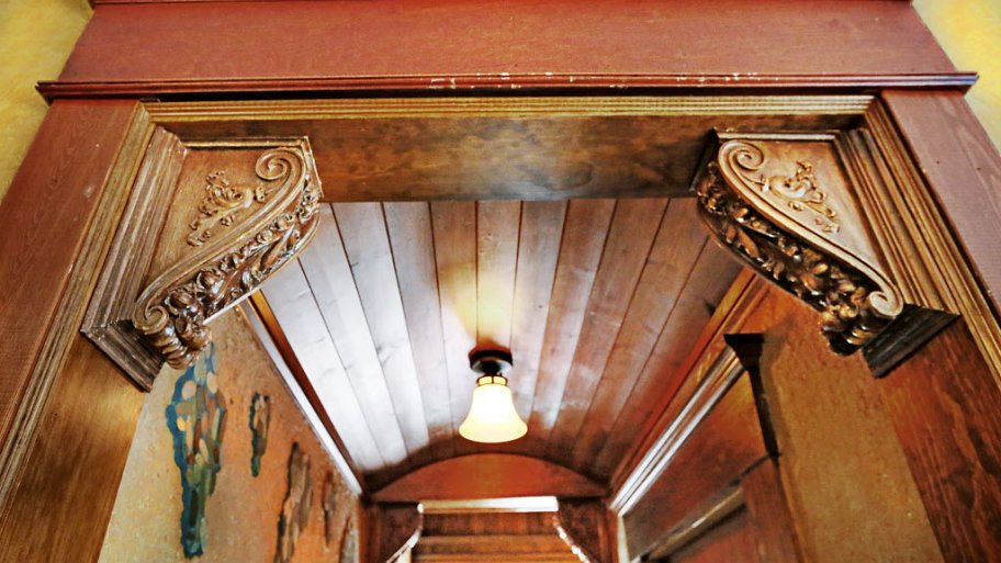 Wood entryway in a historic home in Indainapolis