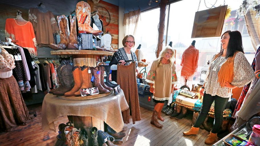 The Rusty Hinge and owner Tracy McCrocklin at Galleria Shops on State Street in Downtown Pendleton, Indiana