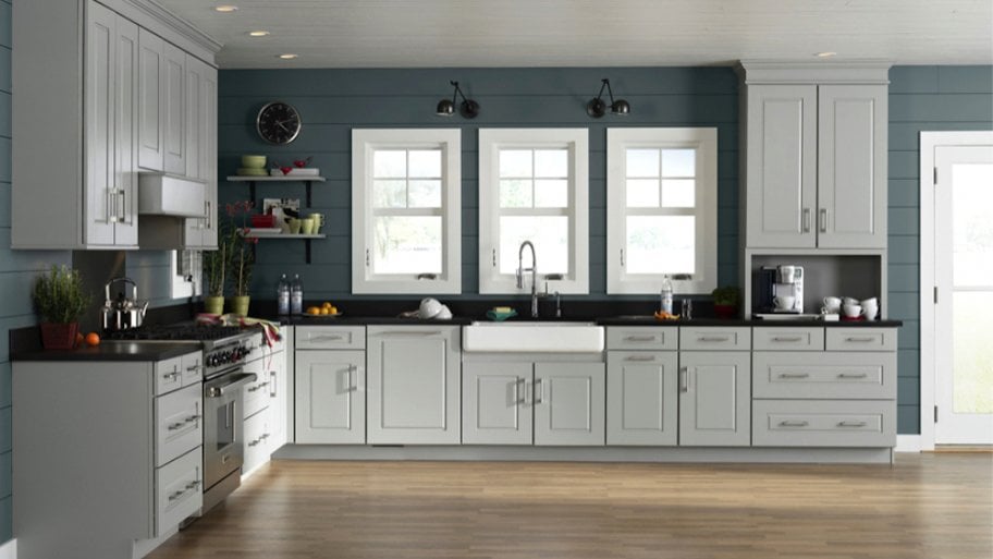 white kitchen cabinets