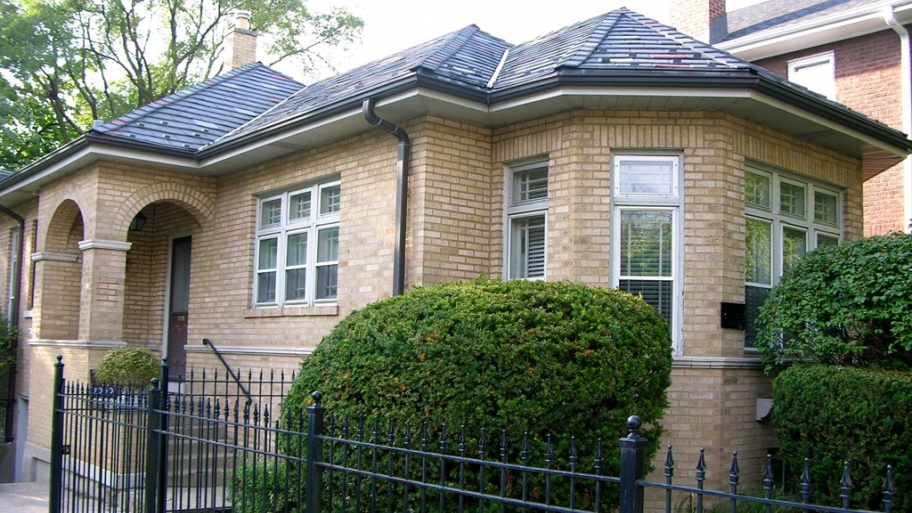 a bungalow in Chicago