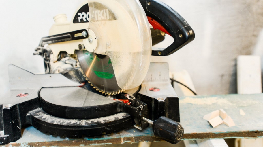 circular saw