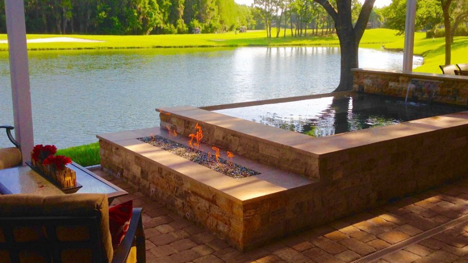 a lanai patio in Florida