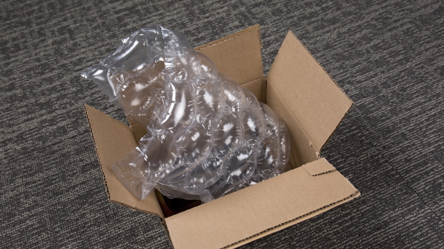 moving box and bubble wrap