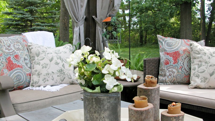 How to Make Your Own Outdoor Pillows Angi [Angie's List]