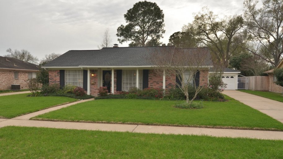 Ranch house