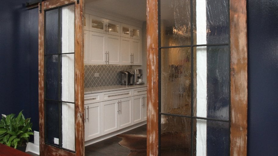 Sliding barn door in kitchen