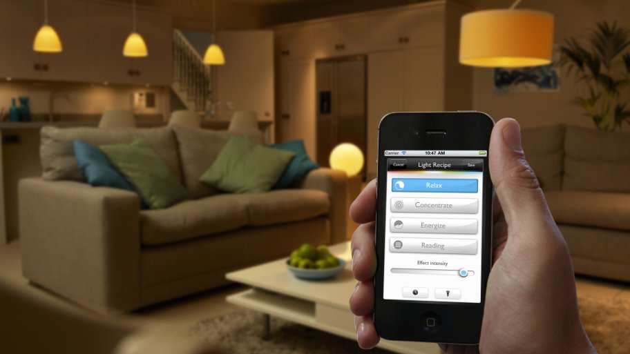 smart home lighting with smartphone