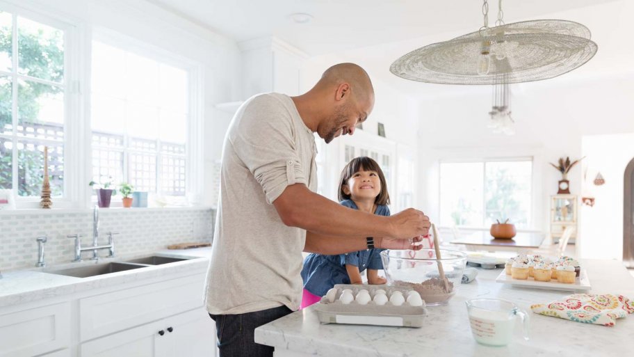 Father and toddler daughter baking cupcakes in kitchen (Photo by Hero Images/Hero Images - stock.adobe.com)