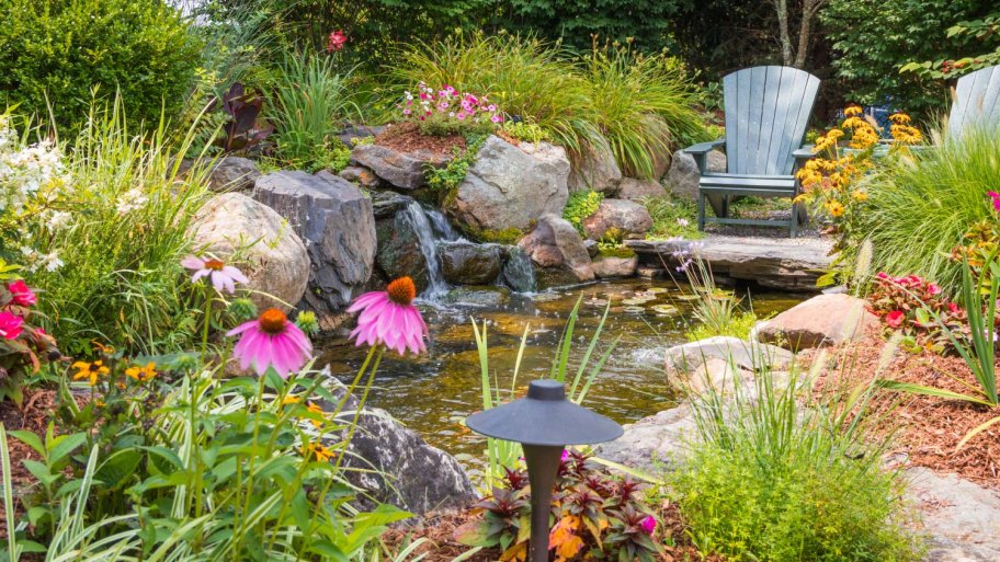 Landscape architecture with water features for summer garden (Photo by rabbitti - stock.adobe.com)