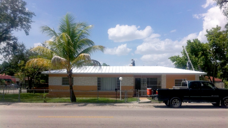 single-seam metal roof in Miami, Florida