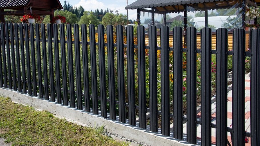 New Aluminum Fence New Aluminum Fence