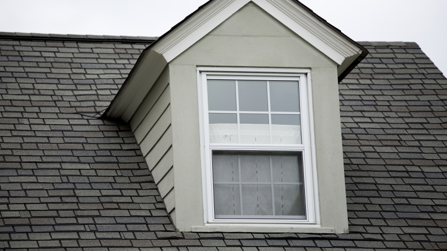 ashalt shingle roof with dormer