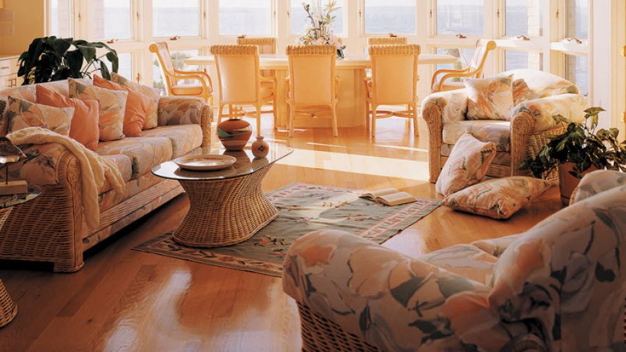 windows, chandelier, living room