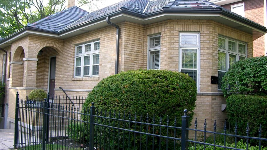 a bungalow in Chicago