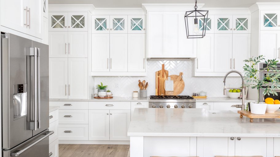 Beautiful modern farmhouse kitchen