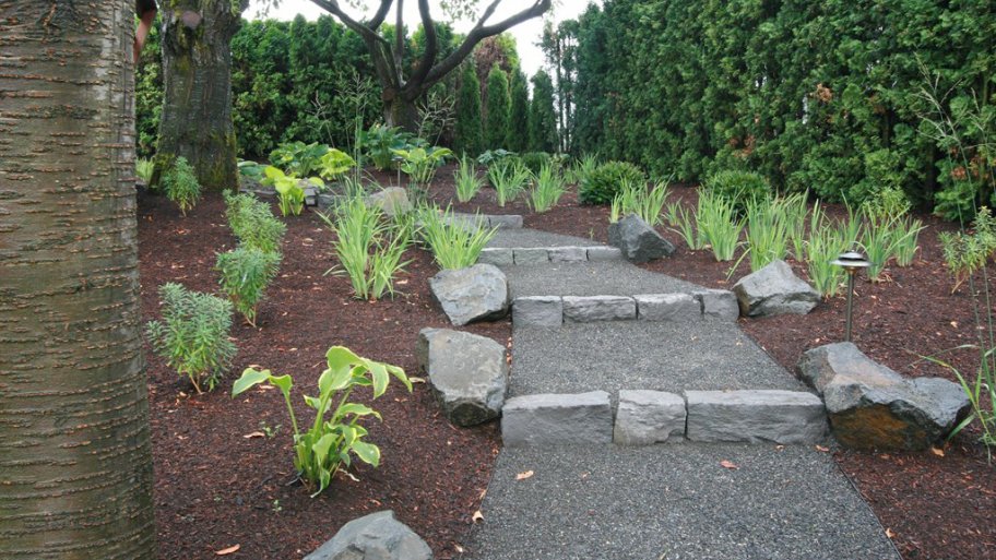 basalt block with pea gravel stairs
