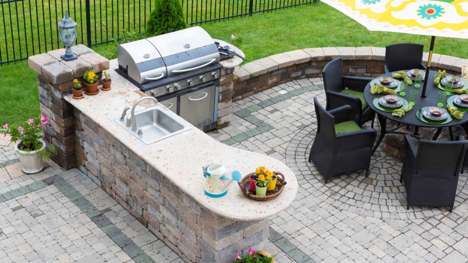 Questions To Consider Before Building An Outdoor Kitchen Angi Angie S List Building An Outdoor Kitchen, Outdoor Kitchens Tampa