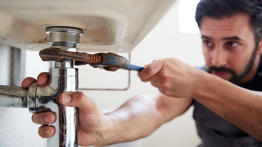 What to Do in a Plumbing Emergency