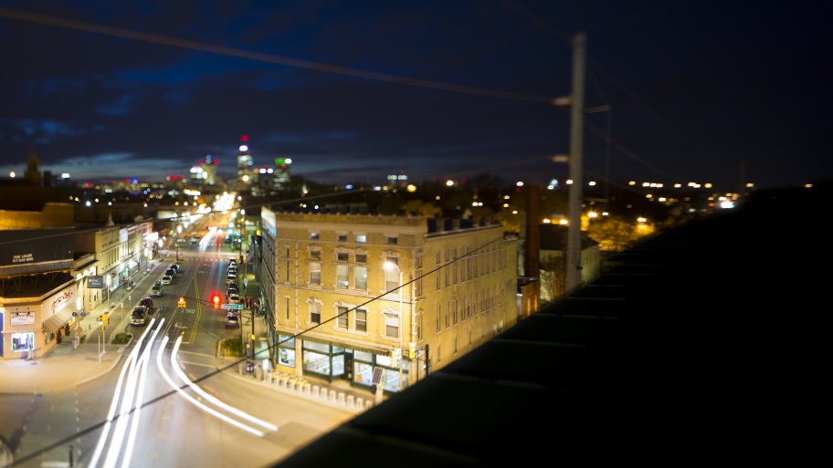 downtown apartment living for sublease