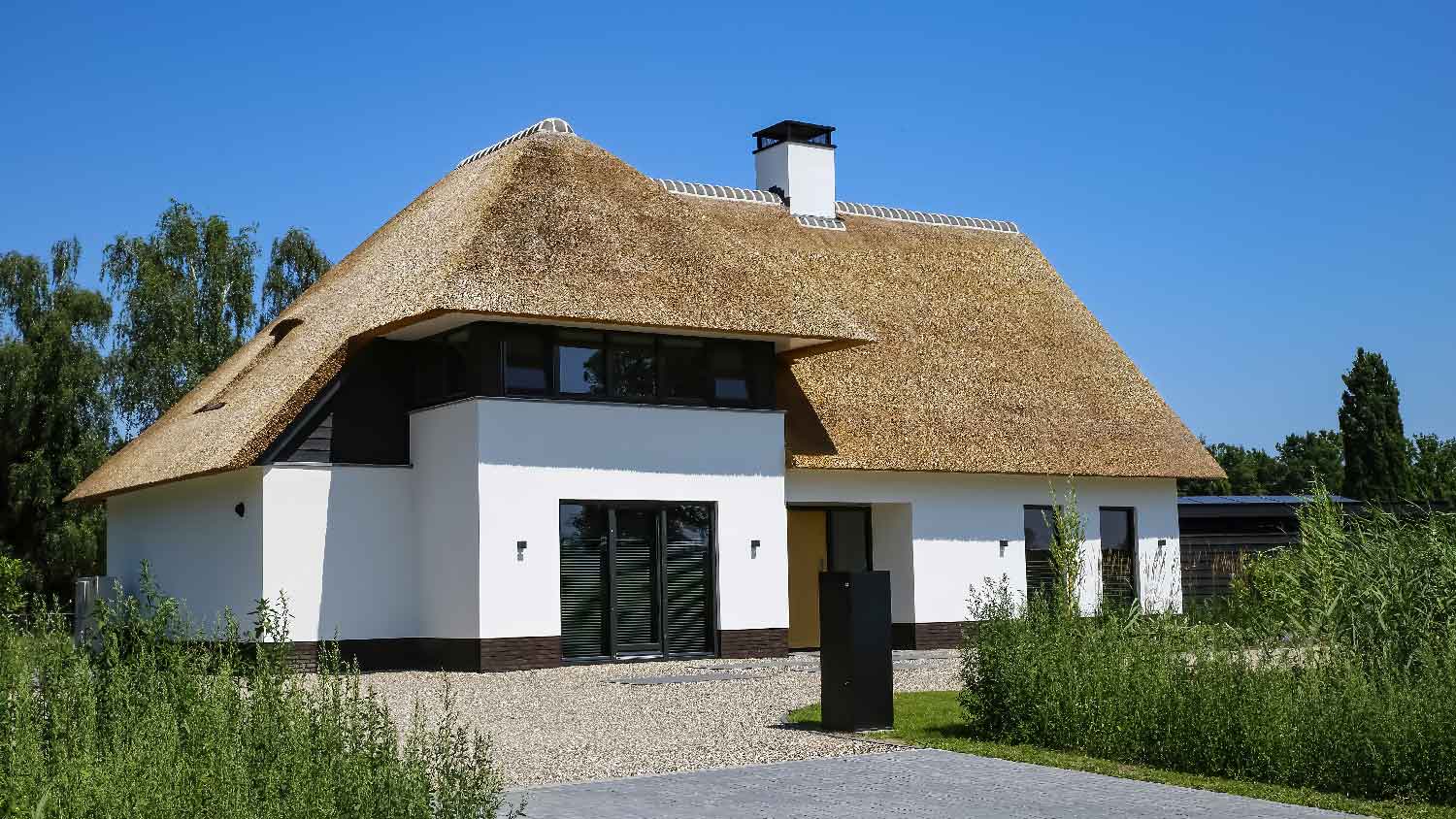 A house with a thatched roof