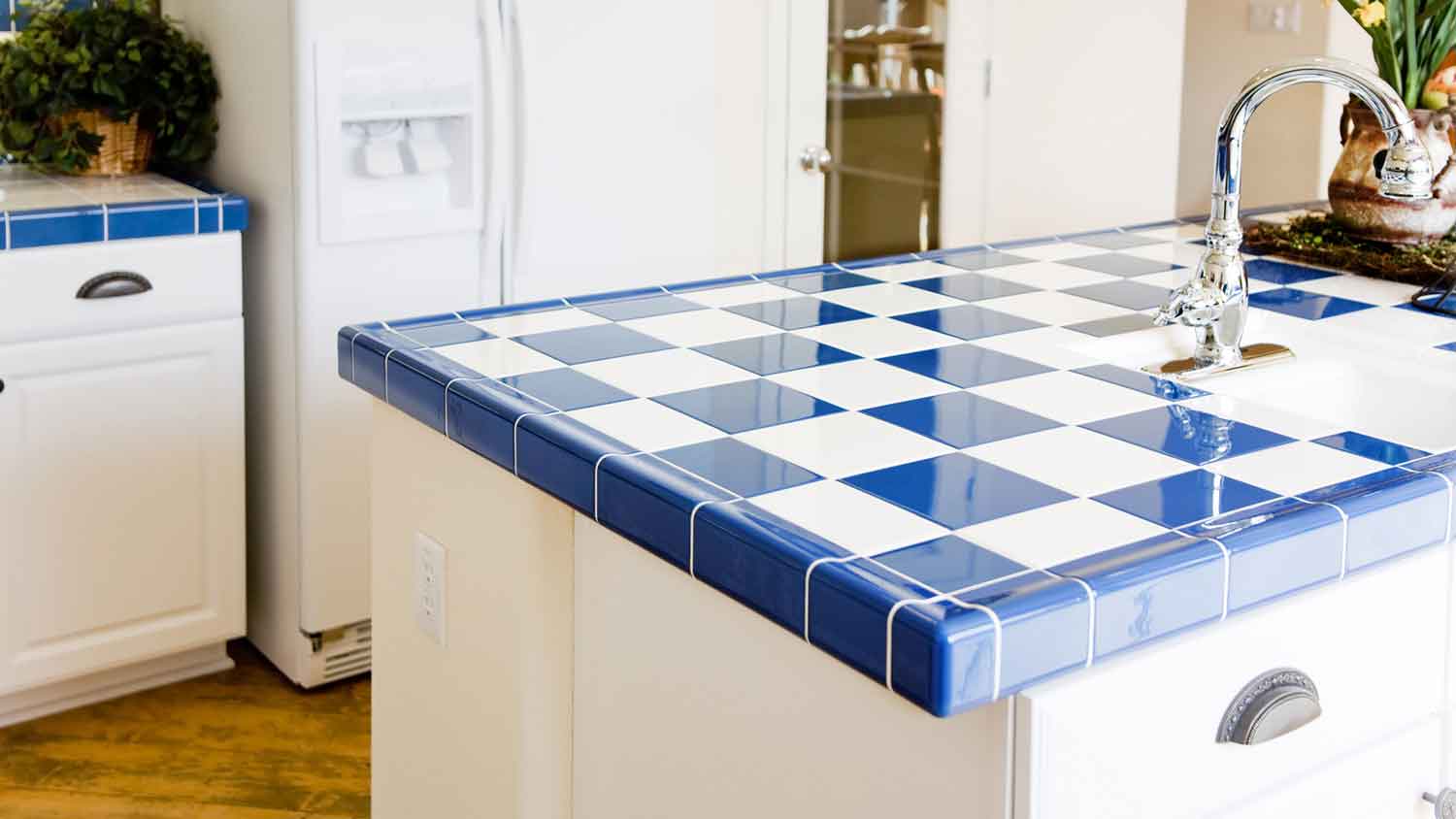 White and blue tiled countertop