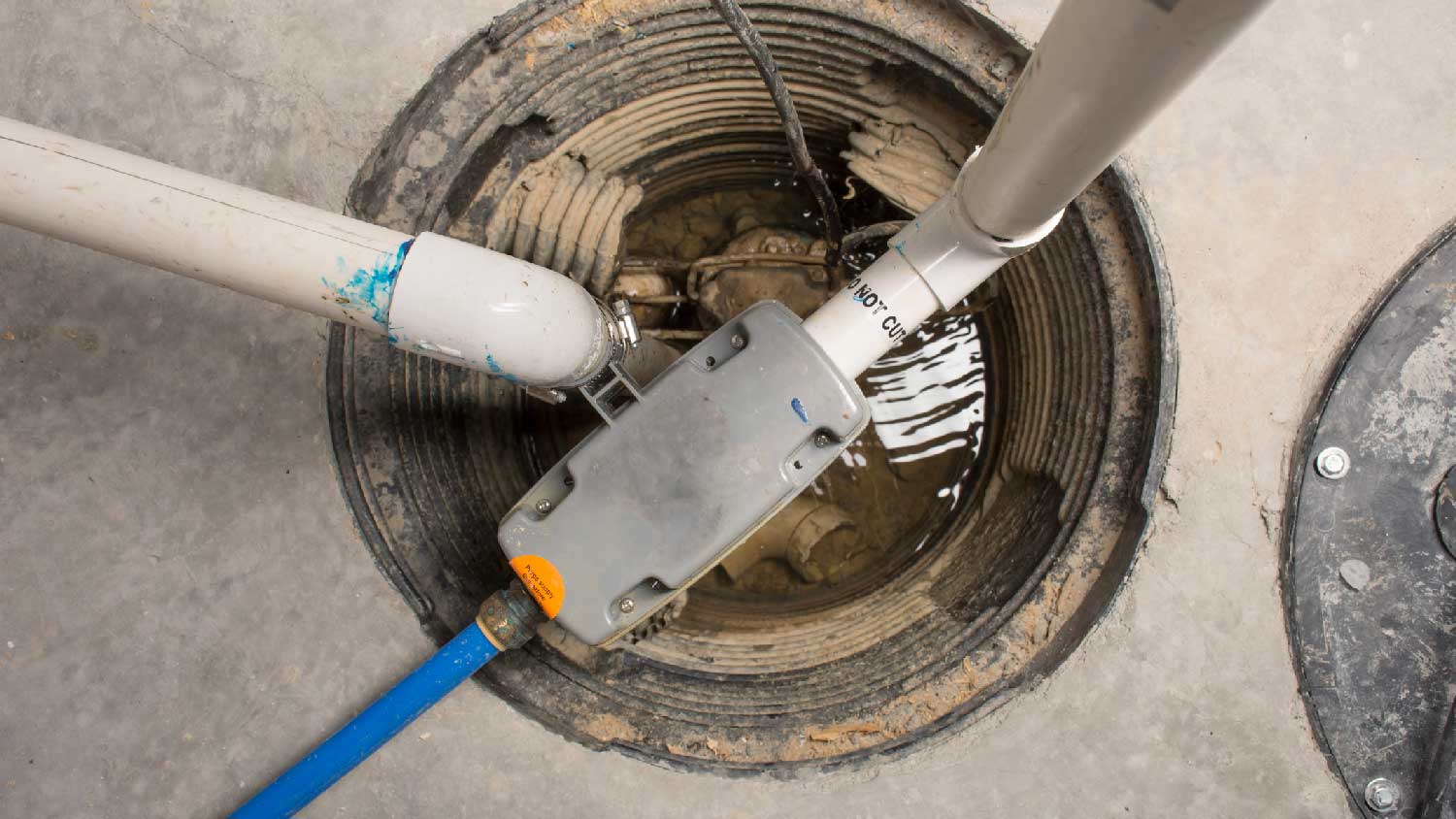 Top view of a sump pump