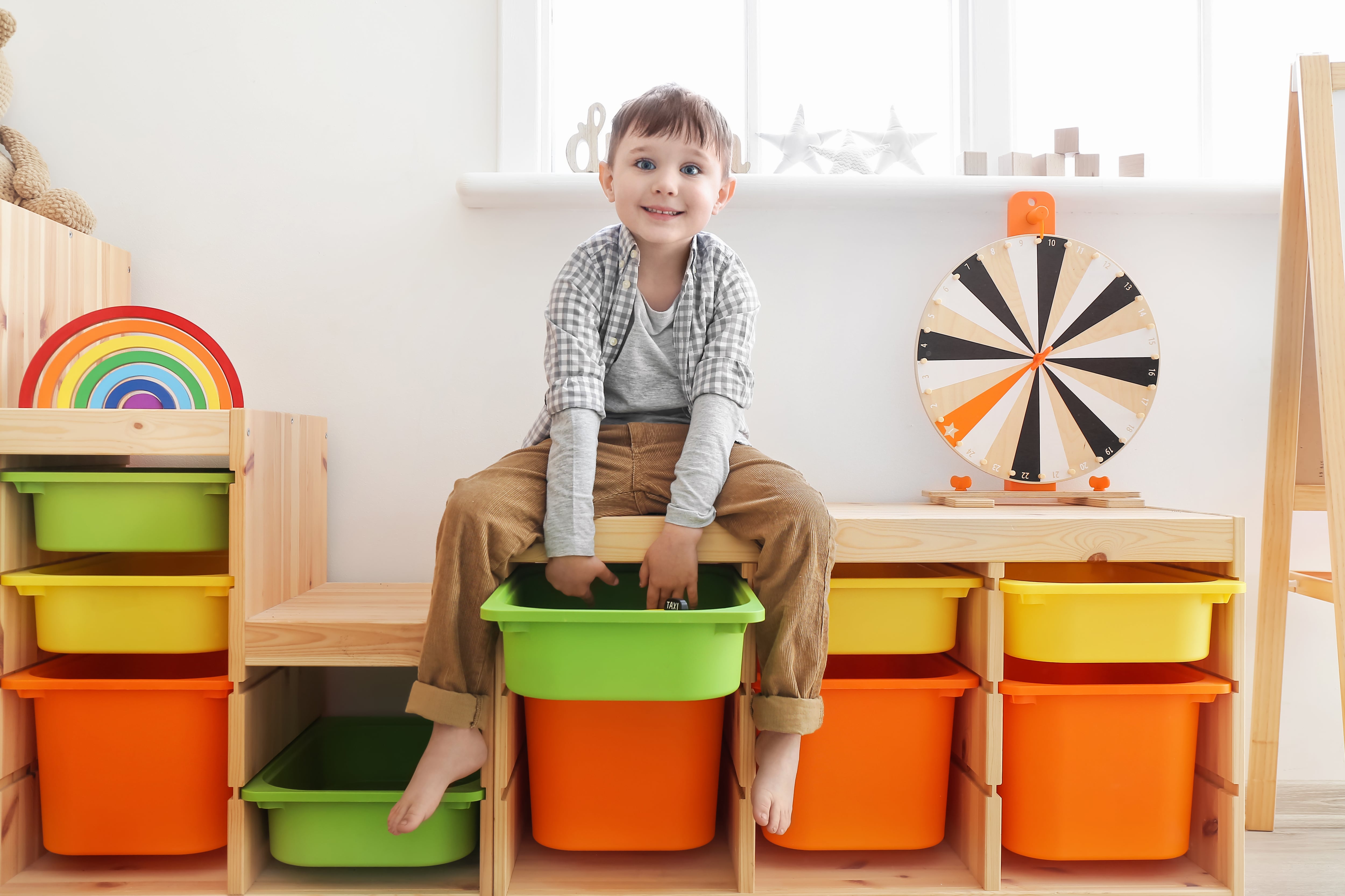 Toy storage best sale with plastic bins