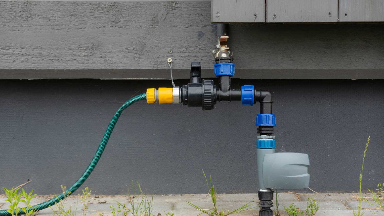 How to Replace a Sprinkler Valve