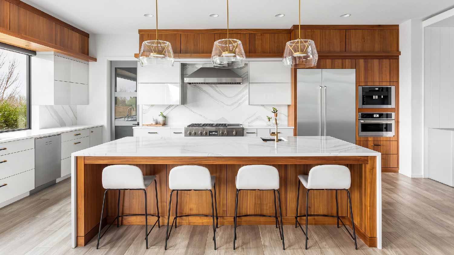 A white quartz countertop