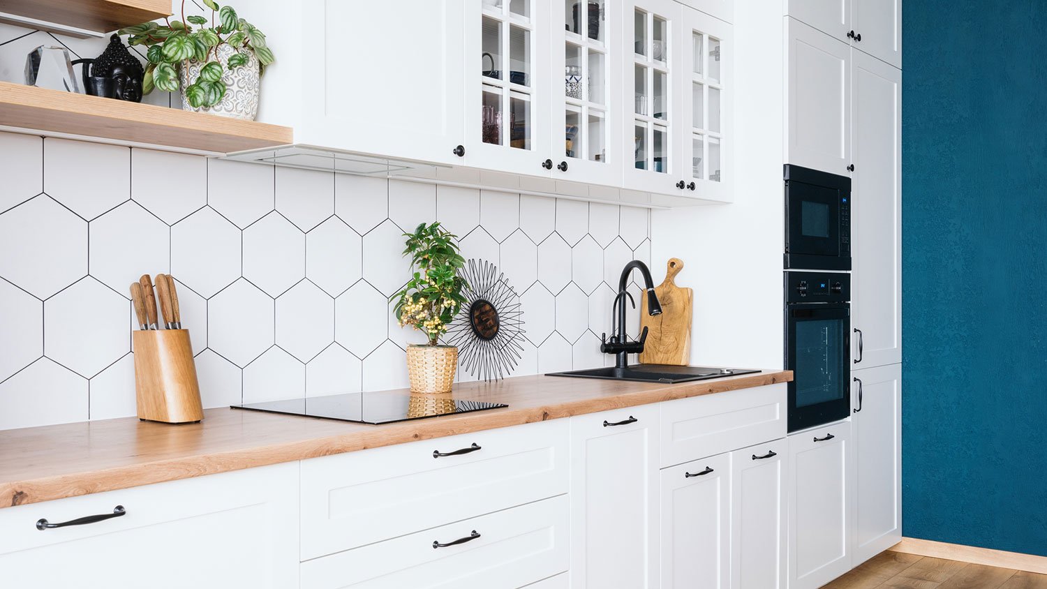 Hexagon shape tile on kitchen splash