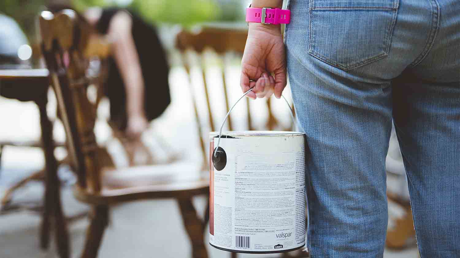Tips to Dispose of Paint and Paint Cans