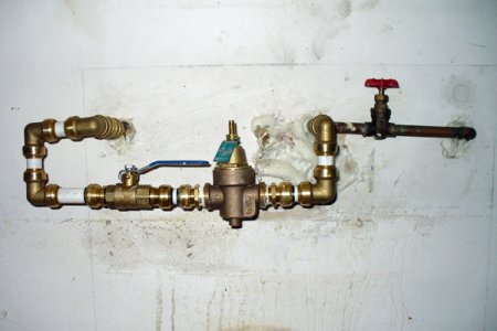 pressure reducing valve pressure reducing valve