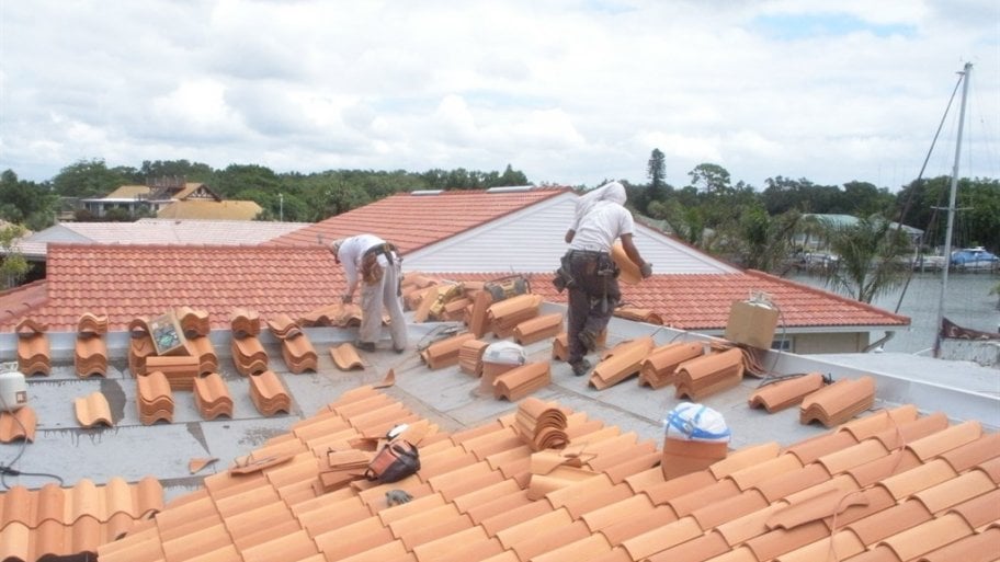 2021 Roof Replacement Cost Angi Angie S List 2021 Roof Replacement Cost Angi, Cost To Build Patio Cover Homewyse