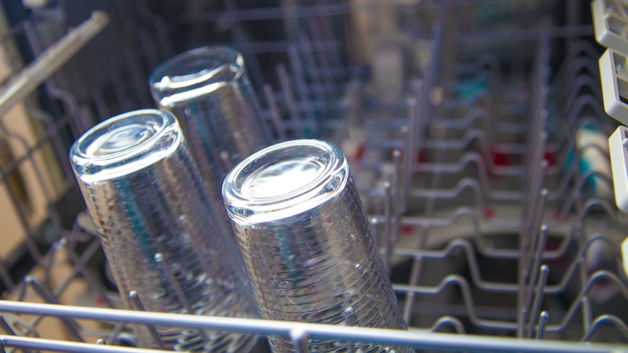 glasses in dishwasher