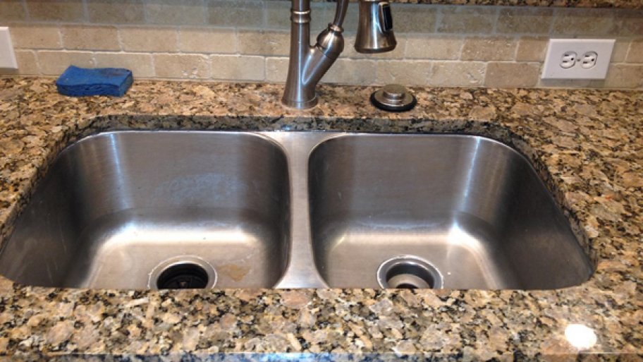 grease can clog a kitchen sink drain